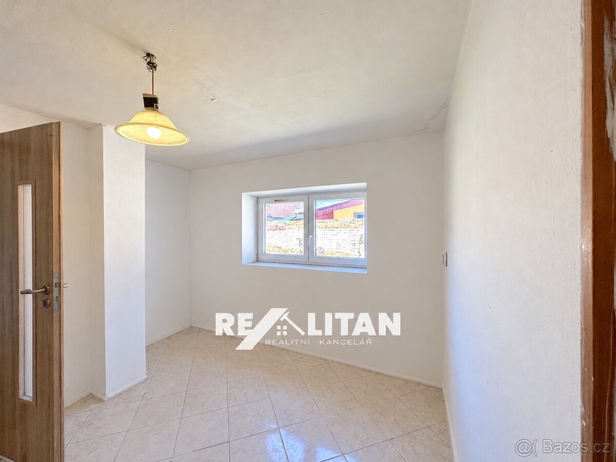 Prodej rodinný dům - Chropyně, 768 11, 80 m² - 5