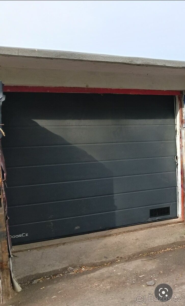 Garáže, Bílina, 418 01