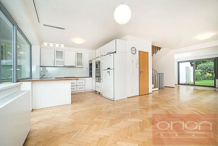 Pronájem rodinný dům - Praha - Nebušice, okres Praha 6, Hlavní město Praha, 230 m² - 1