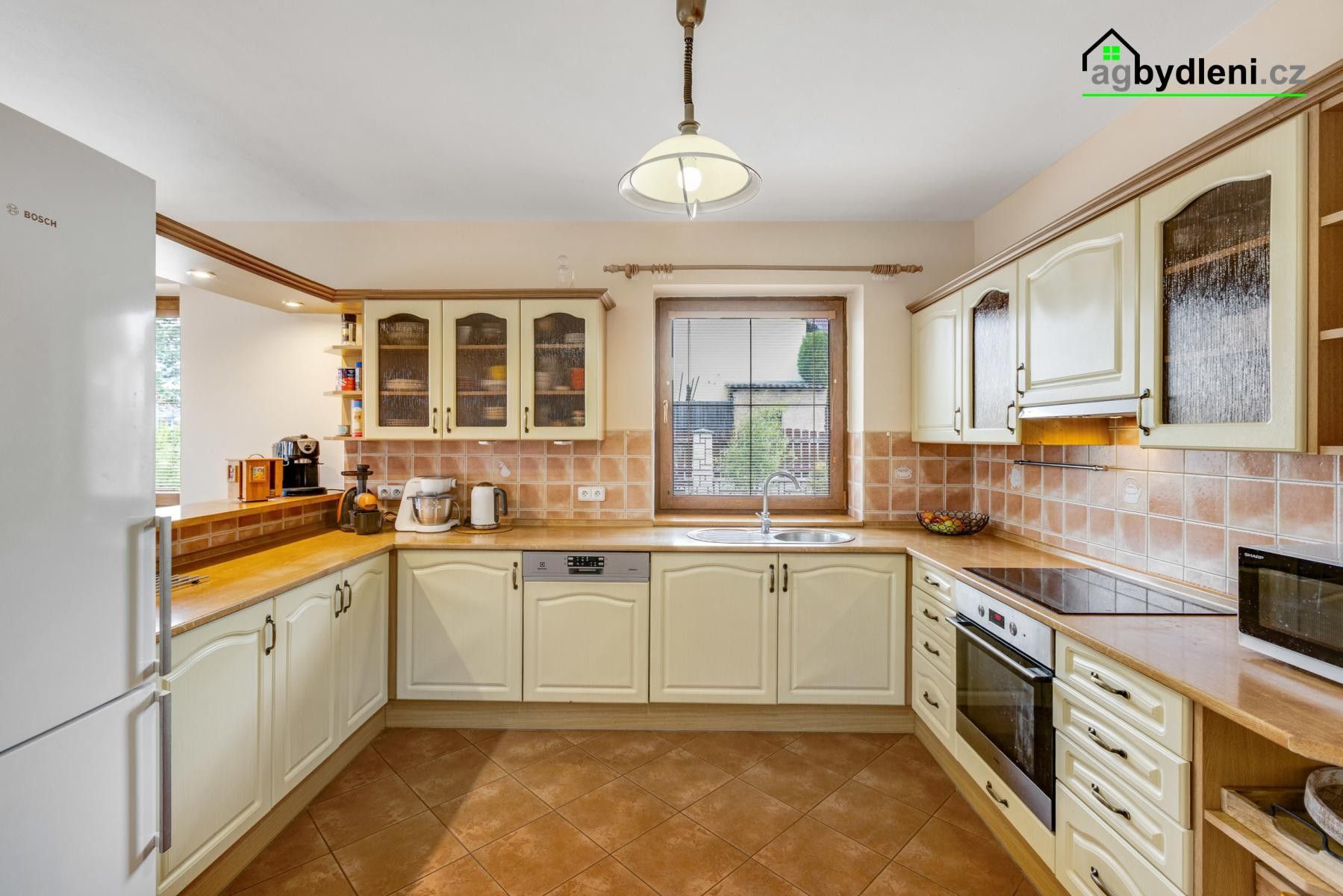 Rodinný dům · 249 m² · Kvíčovice - 4