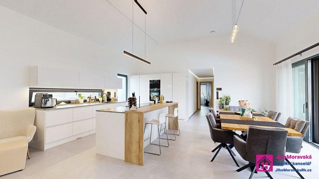 Prodej rodinný dům - Břízová, Březí, 203 m²