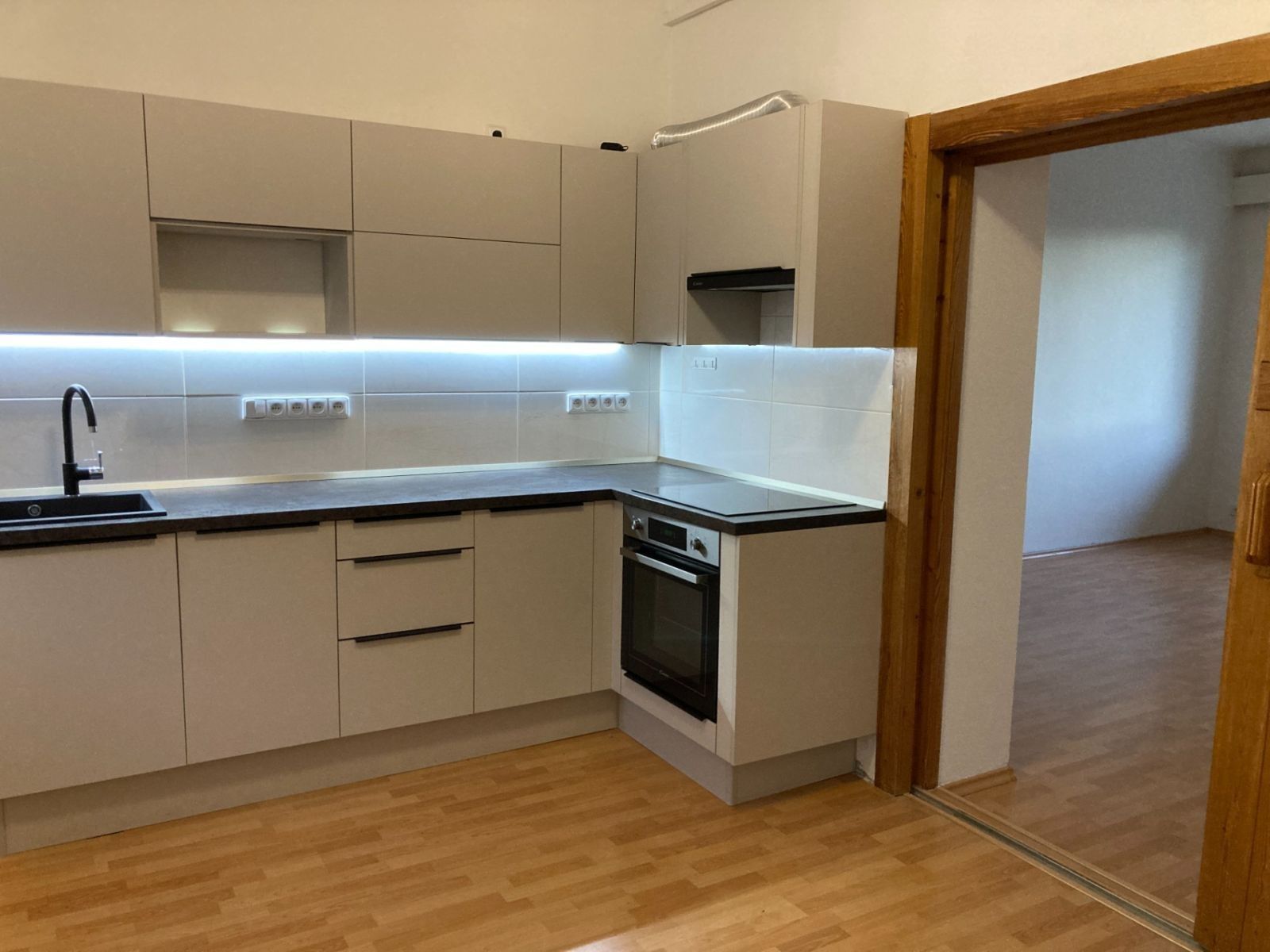 Byt 2+1 · 92 m² · Pod Klaudiánkou, Praha - Podolí - 3