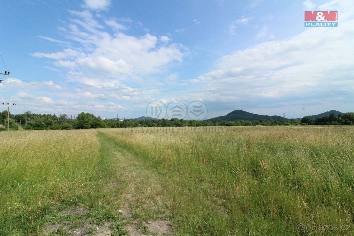 Prodej pozemek - Nový Bor, 473 01, 1 241 m²