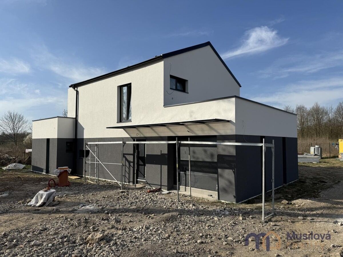 Rodinné domy, Teplice, 415 01