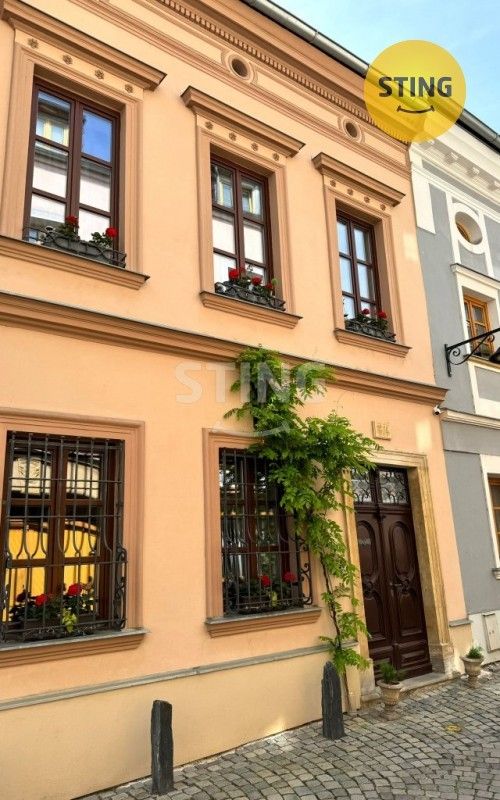 Prodej rodinný dům - Šemberova, Olomouc, 200 m²