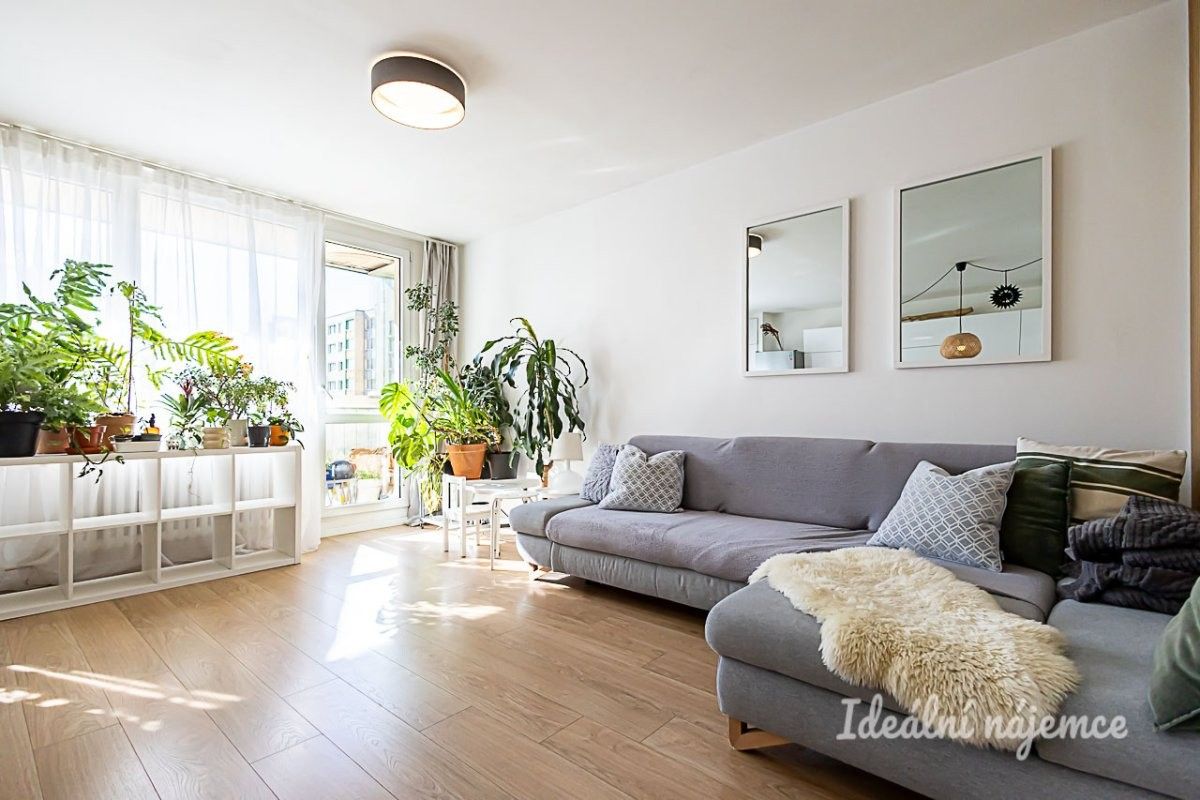 3+kk, Květnového vítězství, Praha, 66 m²