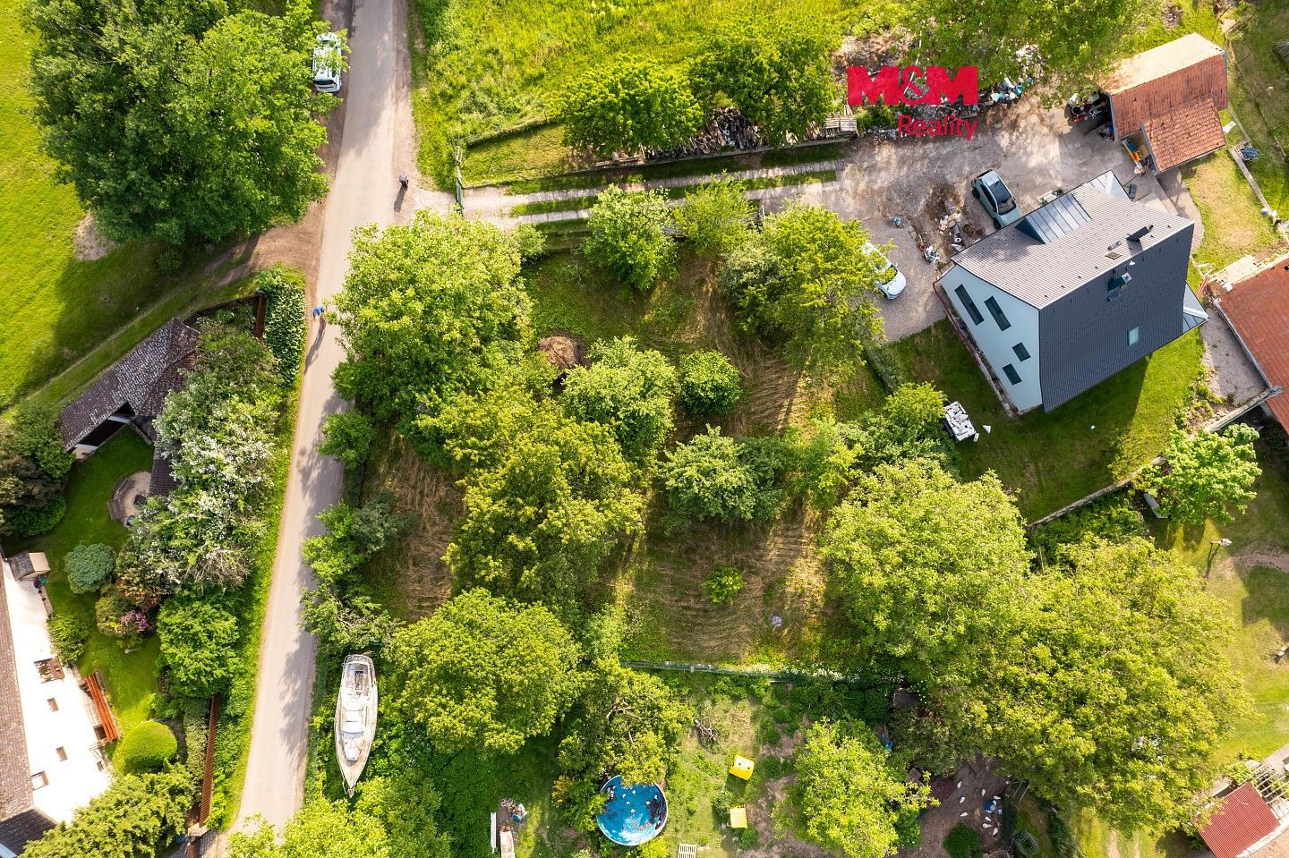 Pozemek pro bydlení, 897 m²