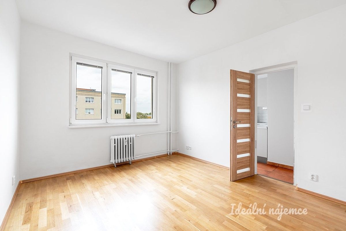 Byt 2+1 · 45 m² · Čílova, Praha - 3