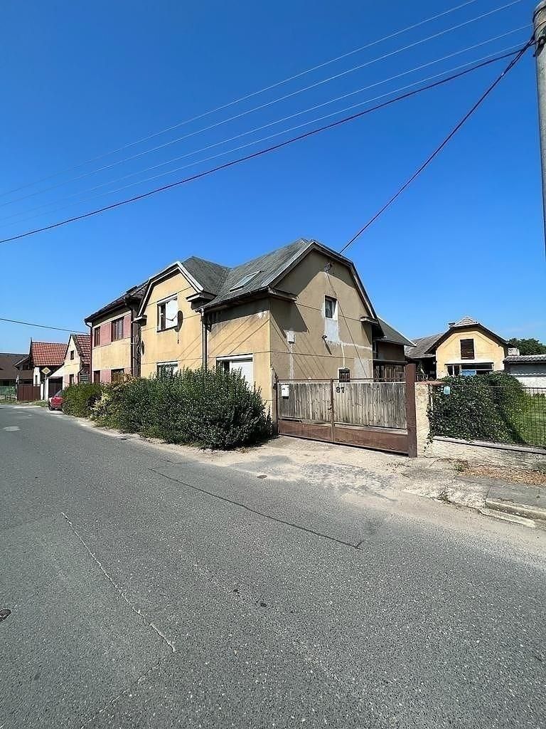 Pronájem byt 2+kk - Hlavnovská, Dřísy, 45 m²