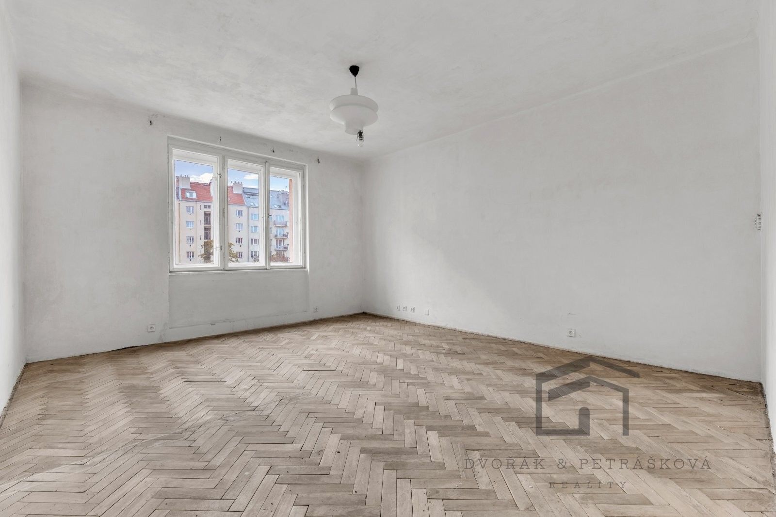 1+1, Družstevní, Praha, 50 m²