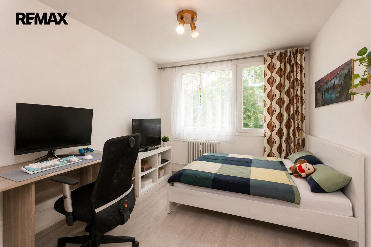 Byt 3+1 · 66 m² · Praha - Kobylisy, okres Praha 8, Hlavní město Praha - 3