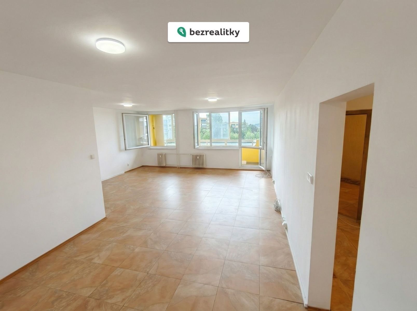 3+kk, Husníkova 2082, Praha, 93 m²