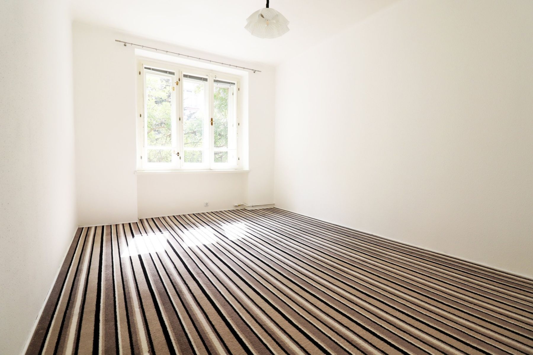 Pronájem byt 2+kk - Jana Želivského, Praha - Žižkov, 52 m² - 2