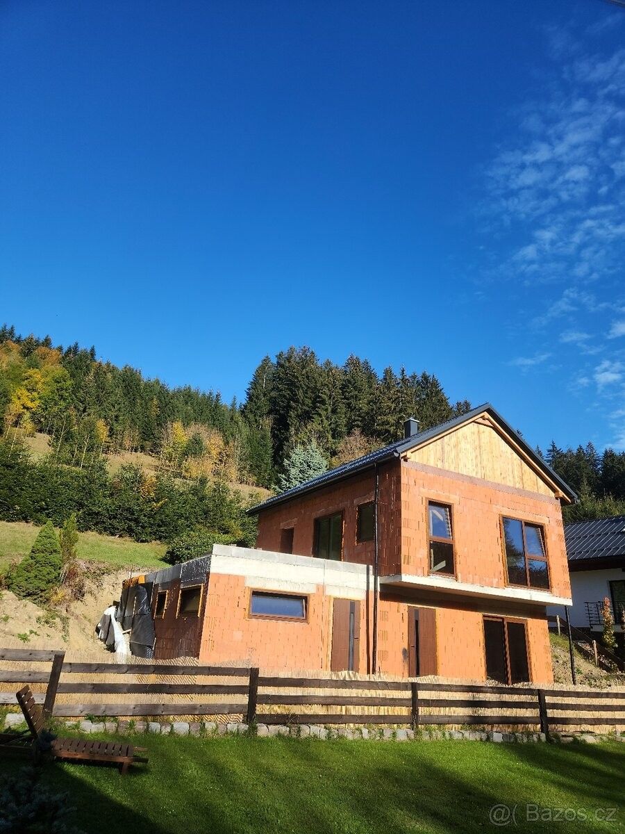 Chata · 987 65, Slovensko - 3