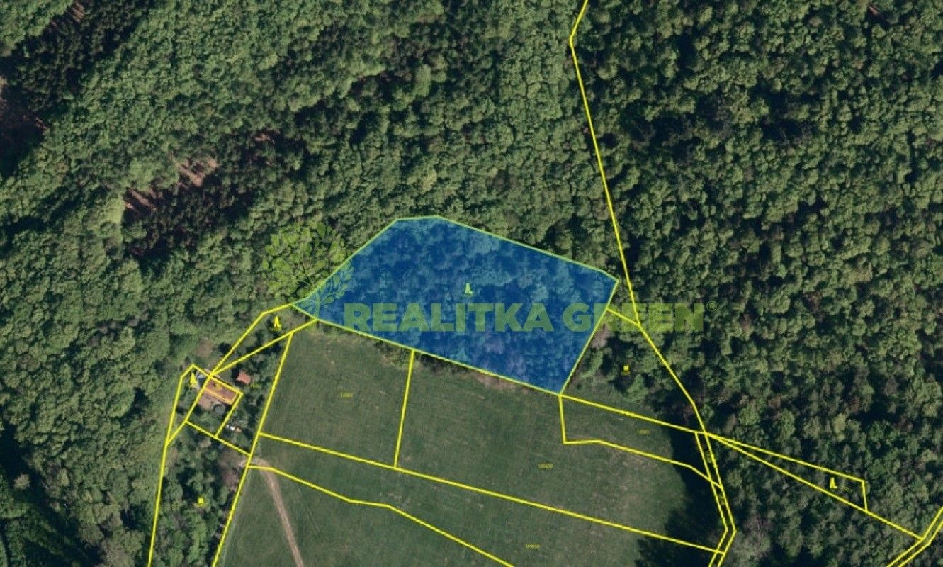 Lesy, Zádveřice, Zádveřice-Raková, 7 363 m²