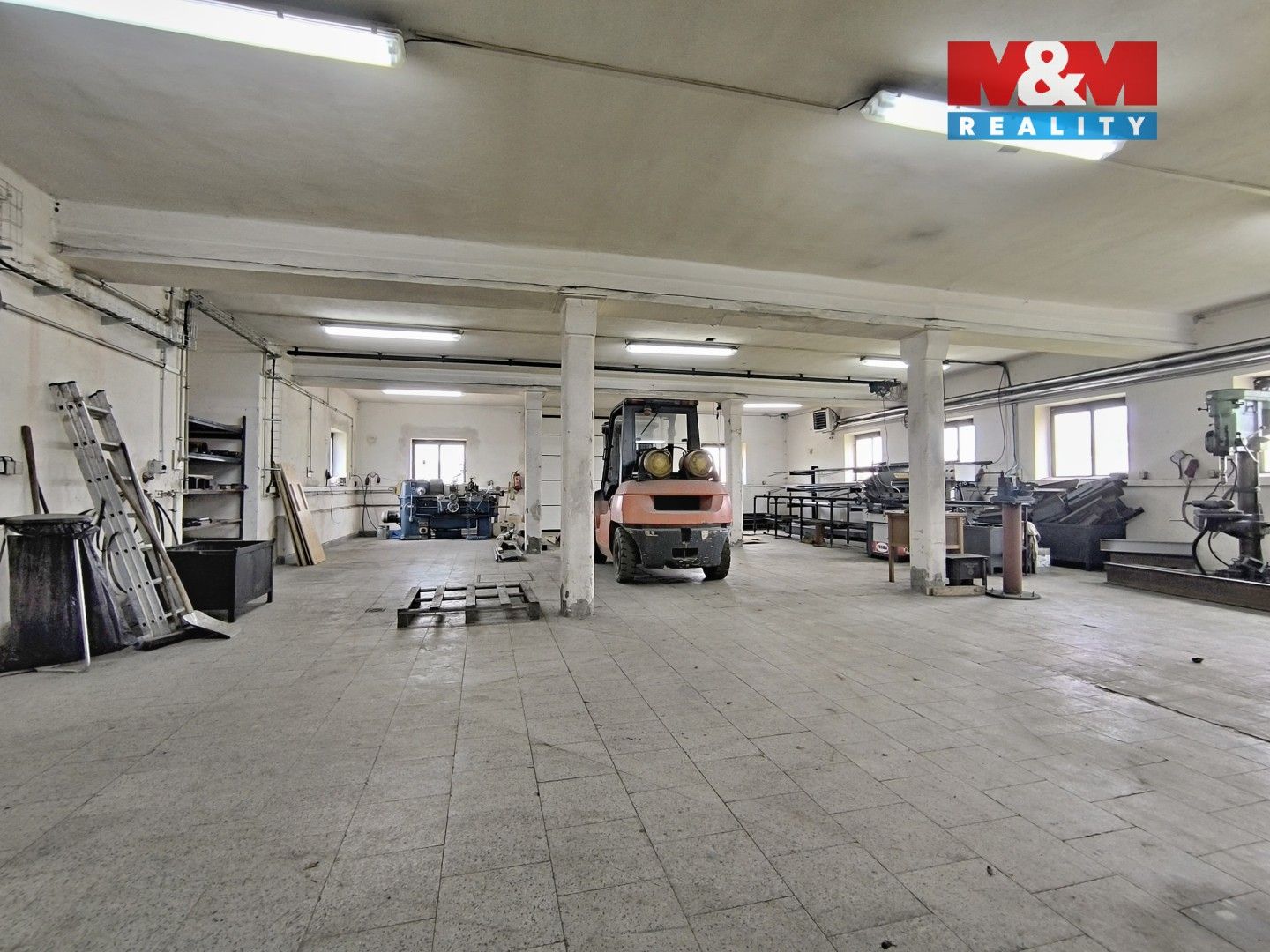Výrobní prostory · 1 393 m² · Bořetín - 3