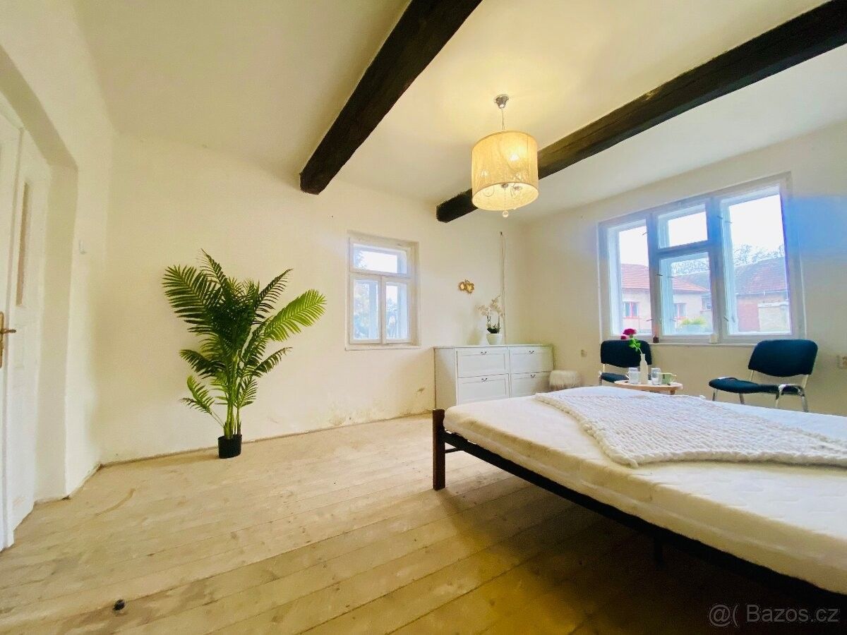 Prodej rodinný dům - Dymokury, 289 01