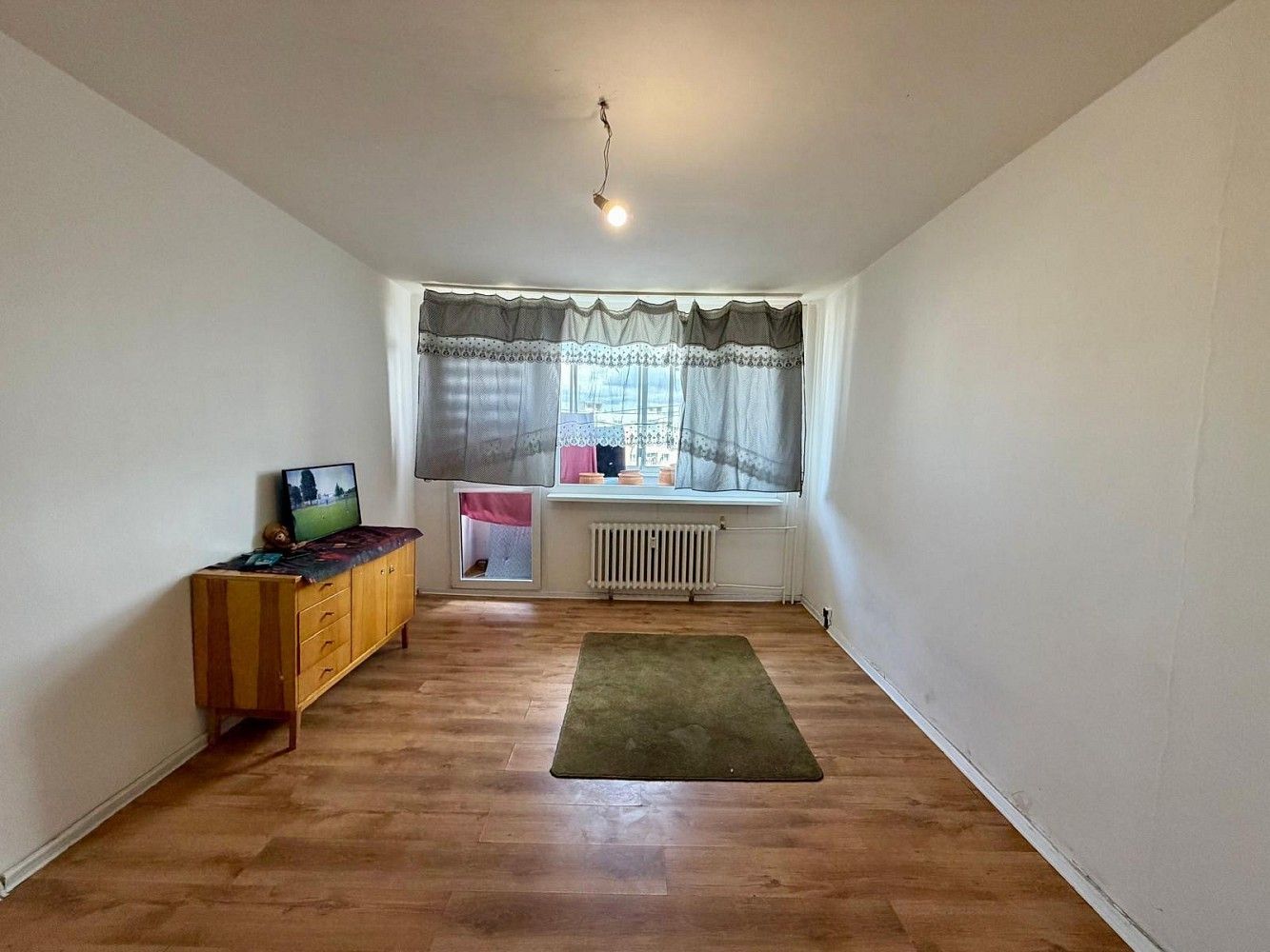 Prodej byt 2+1 - Chomutov, Ústecký kraj, 63 m² - 2