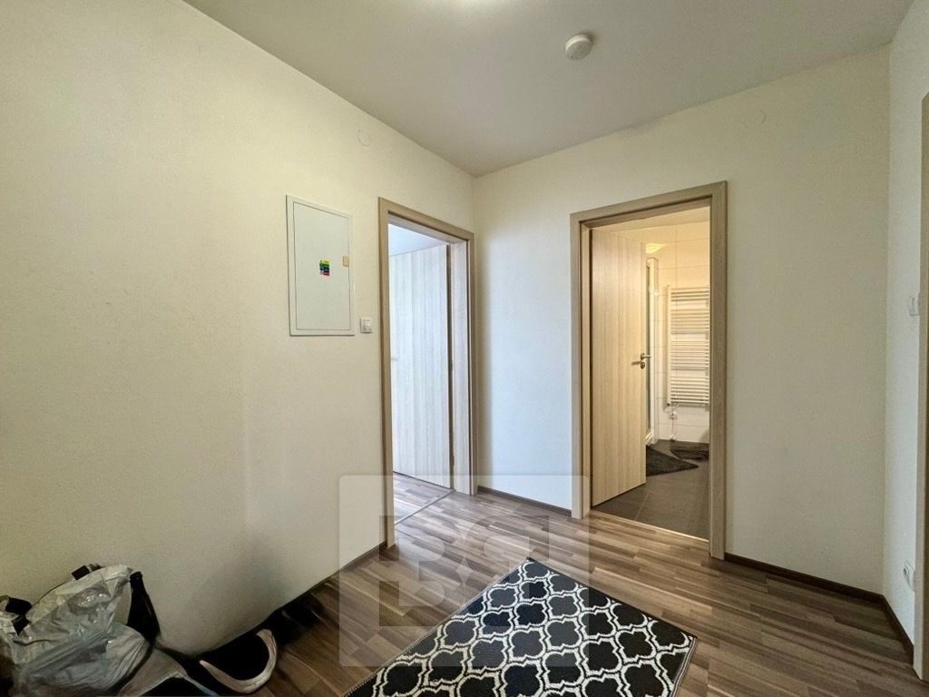 Pronájem byt 2+kk - Tuřanské náměstí, Brno, 55 m²