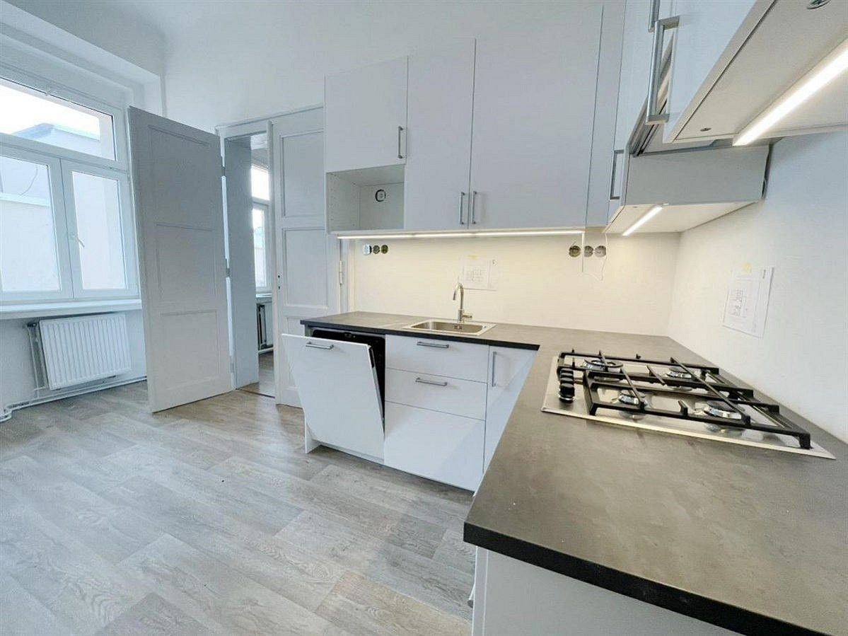 3+kk, Prvního pluku, Praha 8 - Karlín, 75 m² - 1