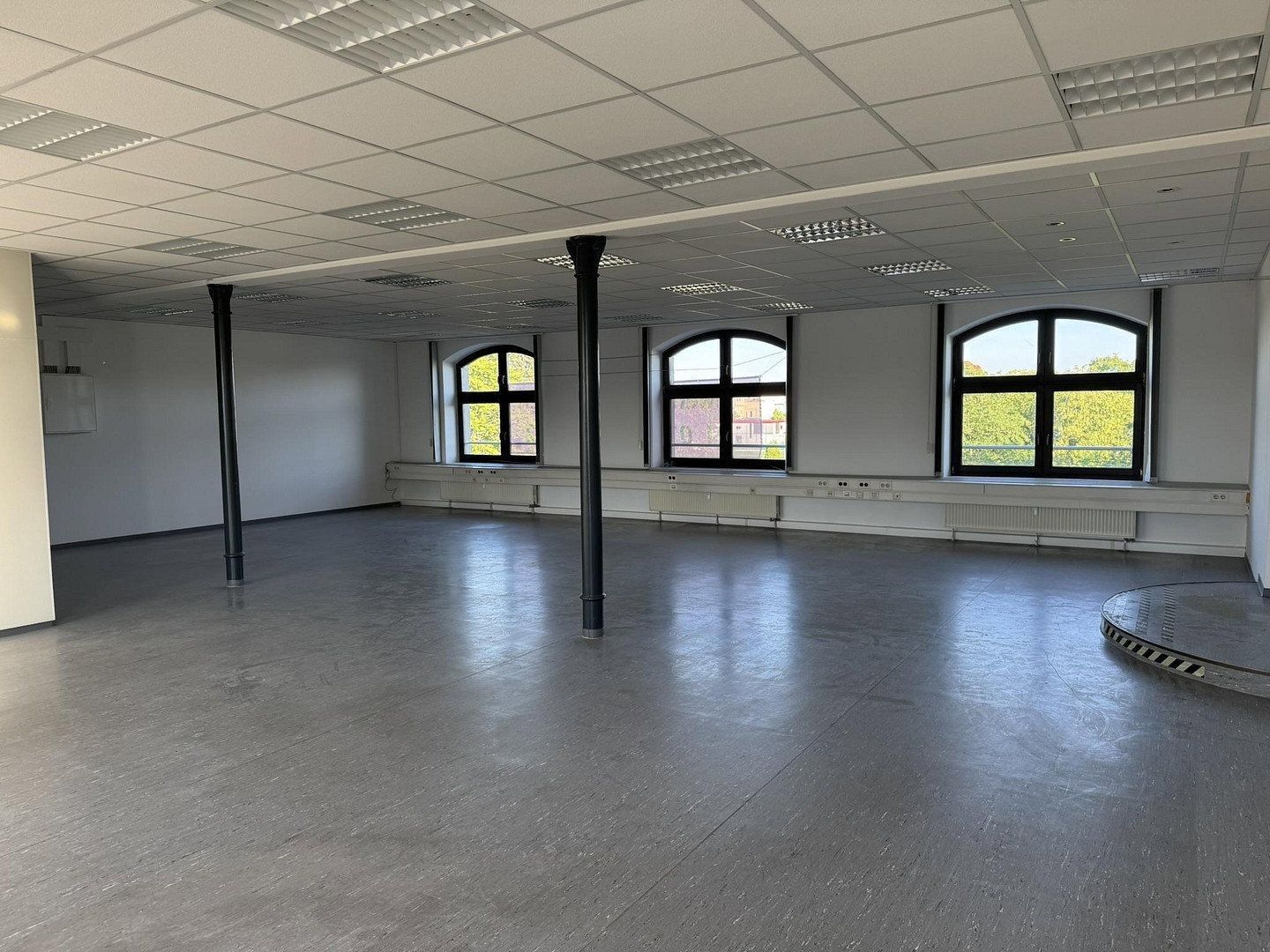 Pronájem kancelář - Dresden Leuben Sachsen 01257, 200 m² - 5