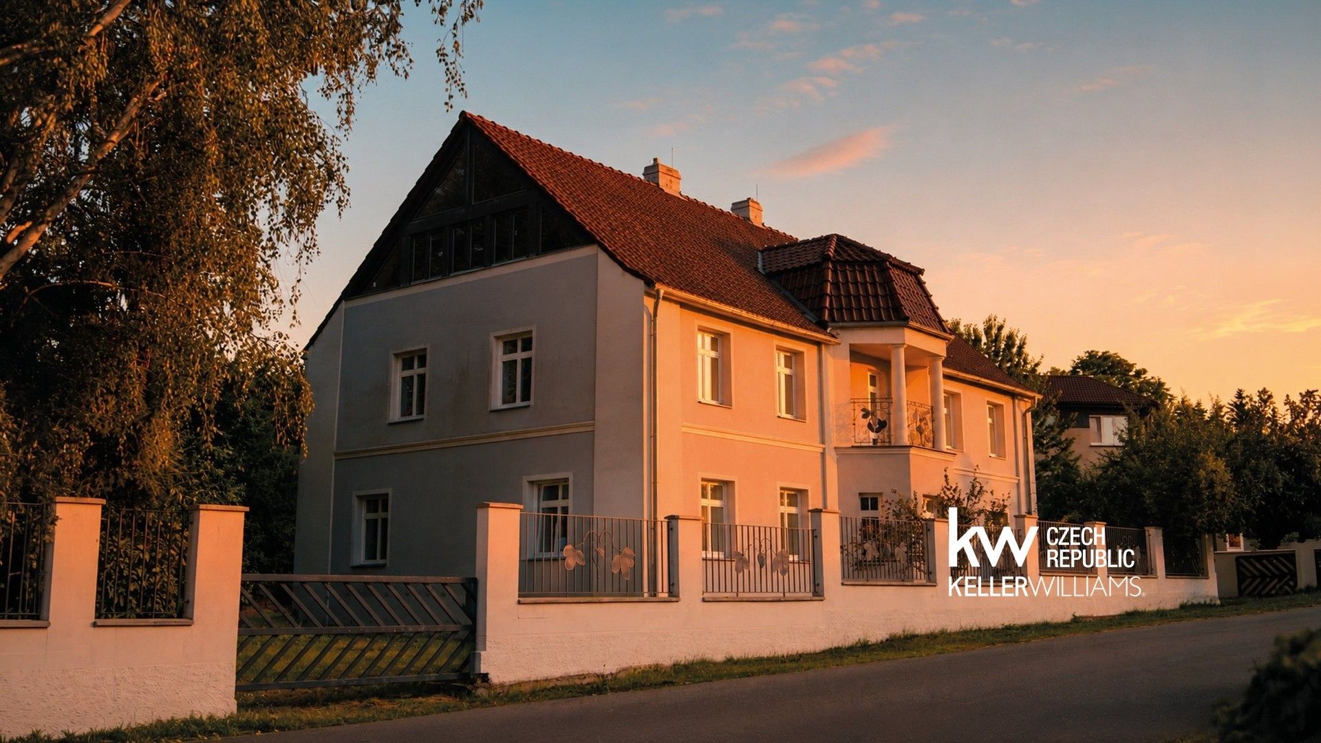 Rodinné domy, Měcholupy Velká Černoc, 343 m² - 1