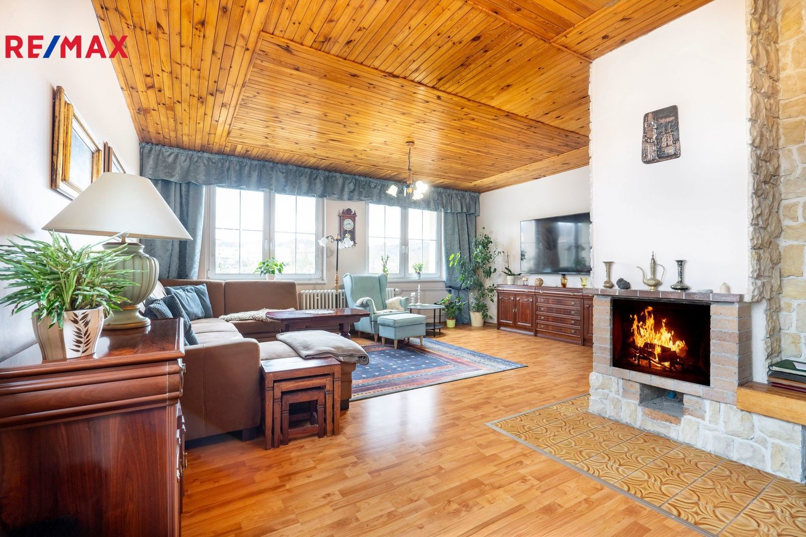 Prodej dům - Sluneční, Bohatice, Karlovy Vary, Česko, 465 m²