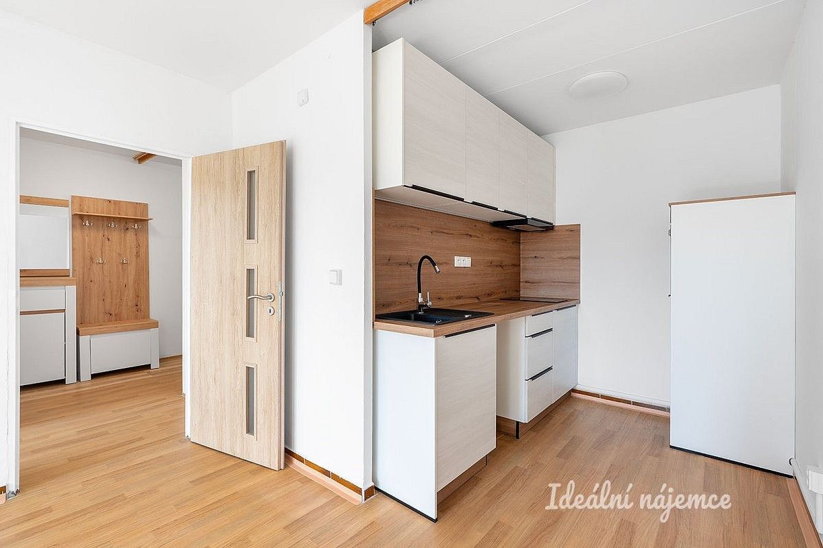 Byt 2+kk, 42 m²