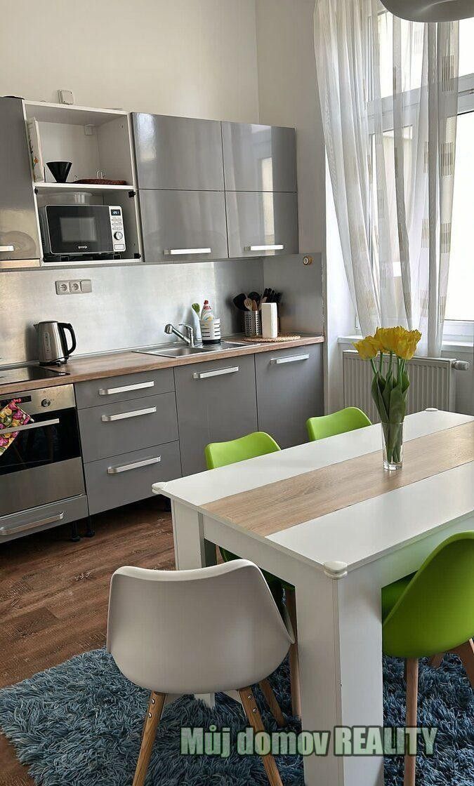 Pronájem byt 3+kk - Křižíkova, Praha, 74 m²