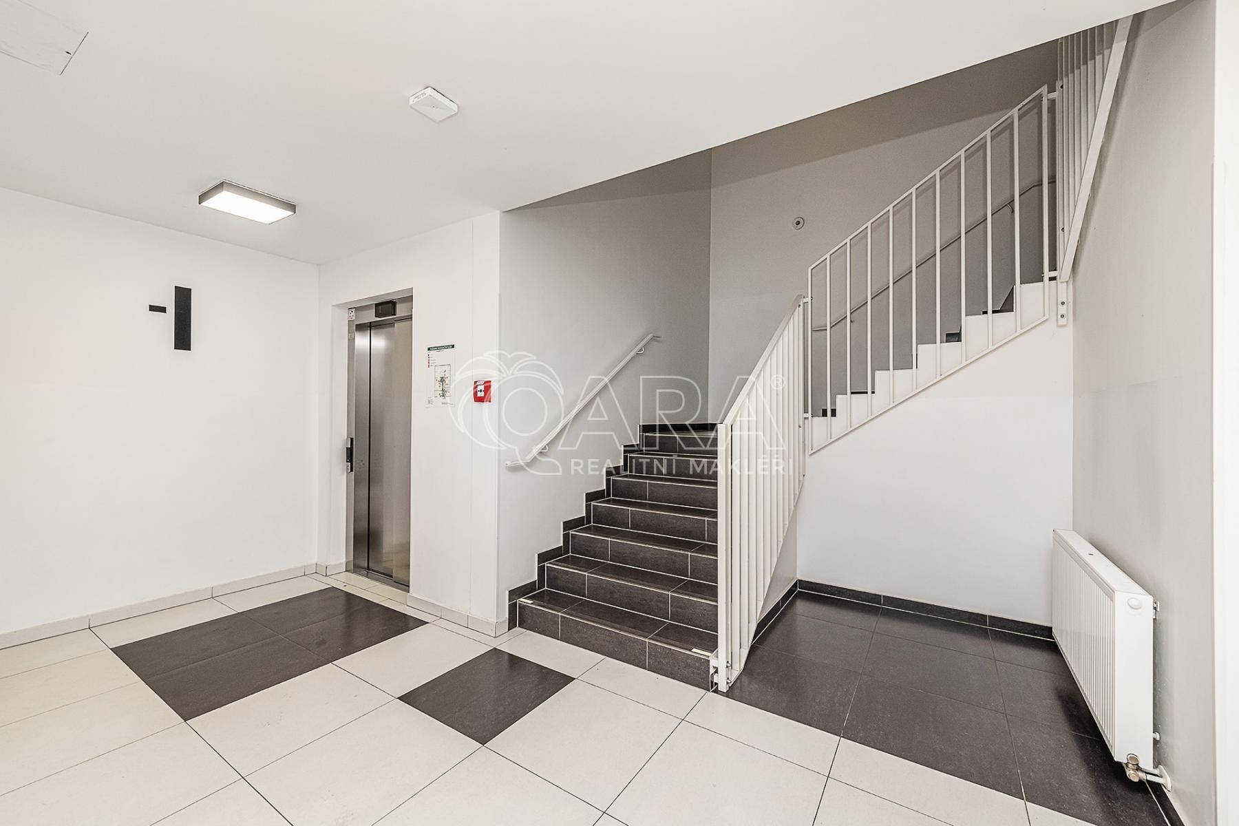 Byt 1+kk · 33 m² · Strnadových, Praha Vysočany - 3