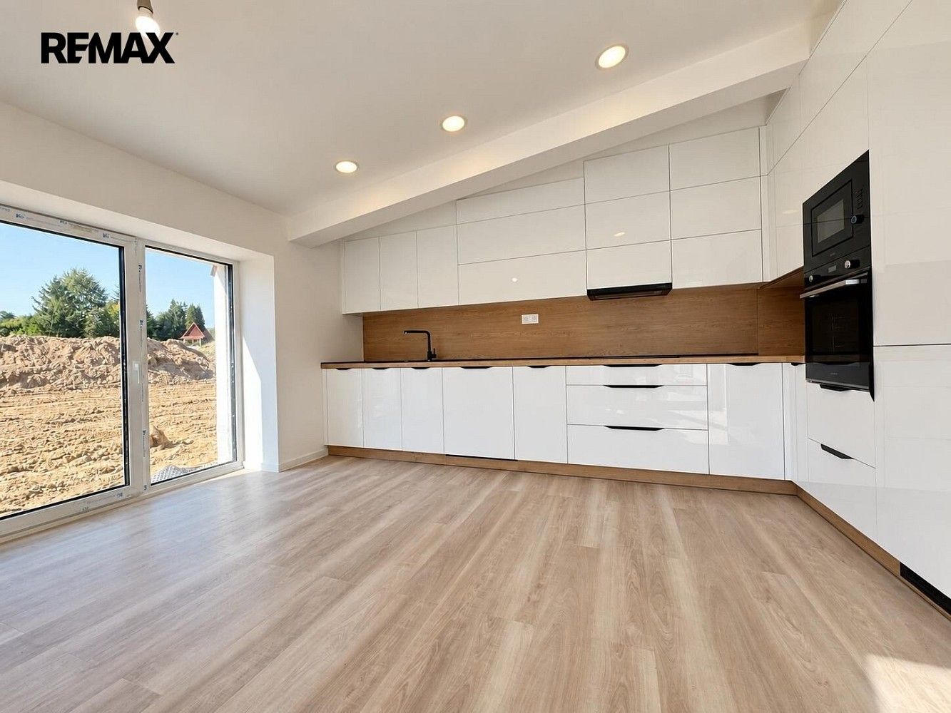 Prodej rodinný dům - Petrovice u Karviné - Prstná, okres Karviná, 91 m² - 2