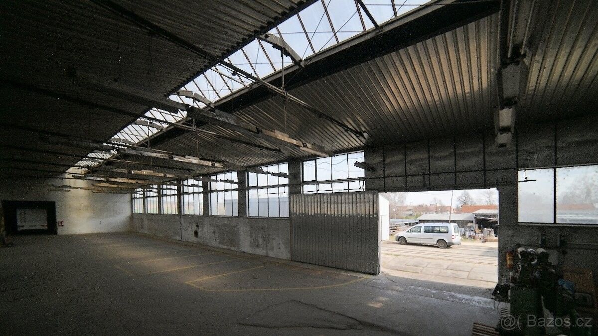 Pronájem sklad - Moravský Písek, 696 85