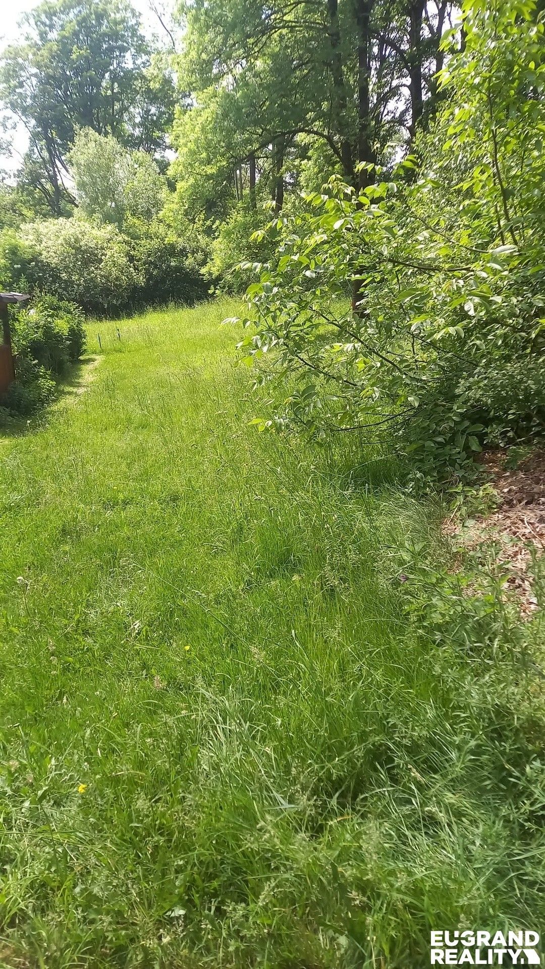Pozemek pro bydlení, 1 800 m²
