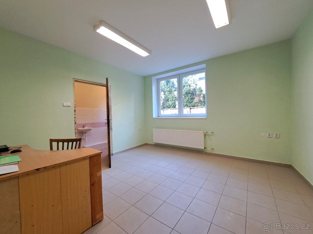 Byty, Veselí nad Moravou, 698 01