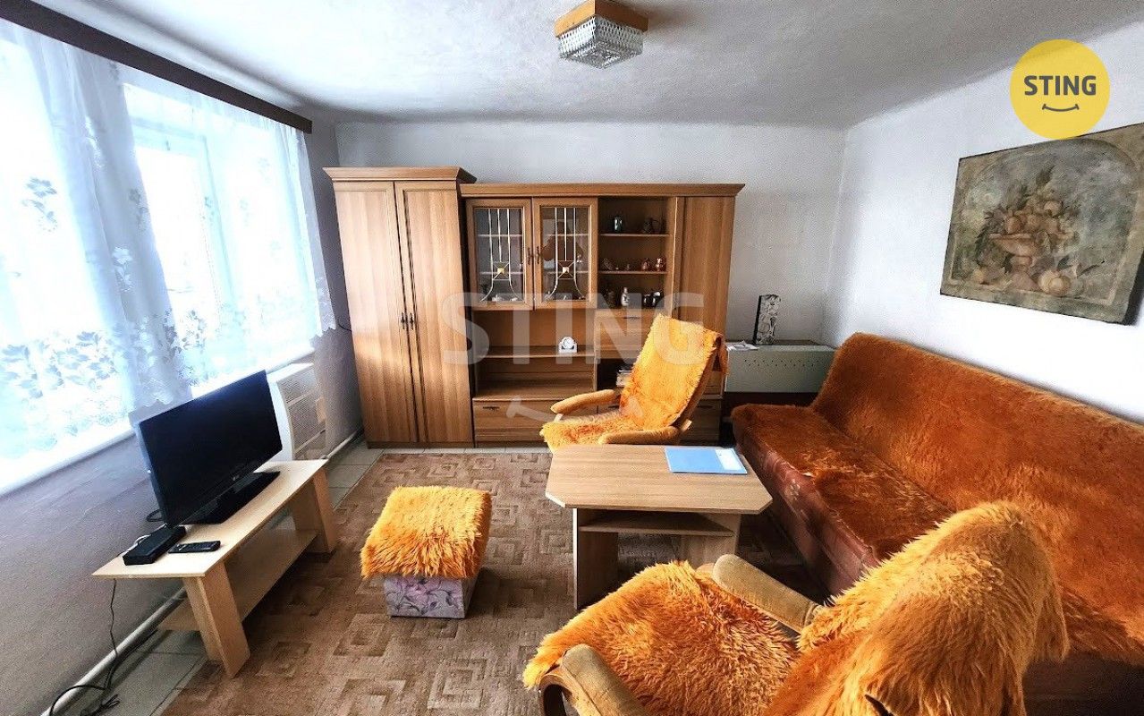 Prodej rodinný dům - Buk, 110 m² - 2