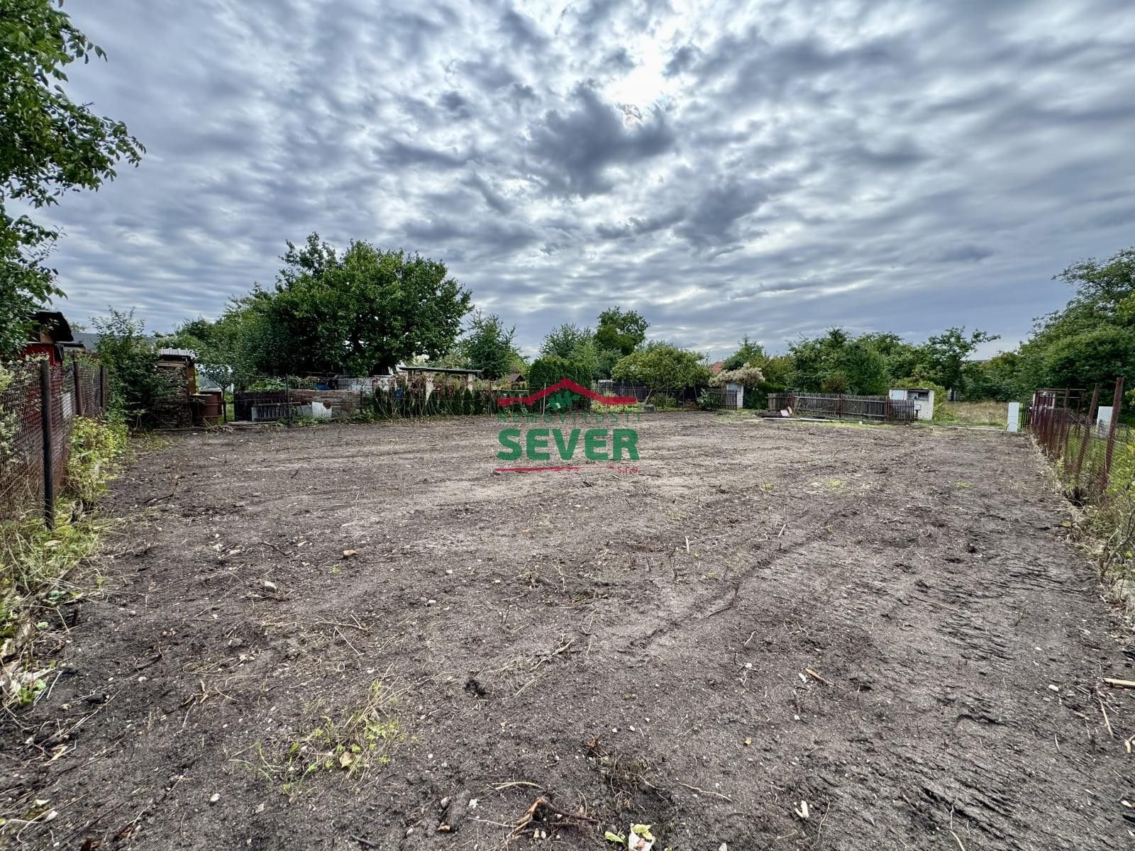 Prodej zahrada - Louny, 475 m²