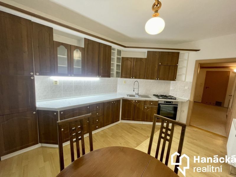 2+1, U Hřiště, Bystřice pod Hostýnem, 66 m²
