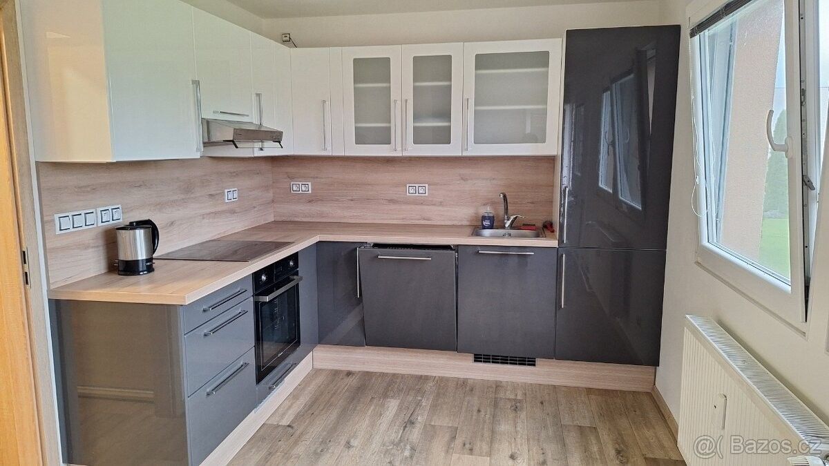 Byty, Tupadly, 285 63