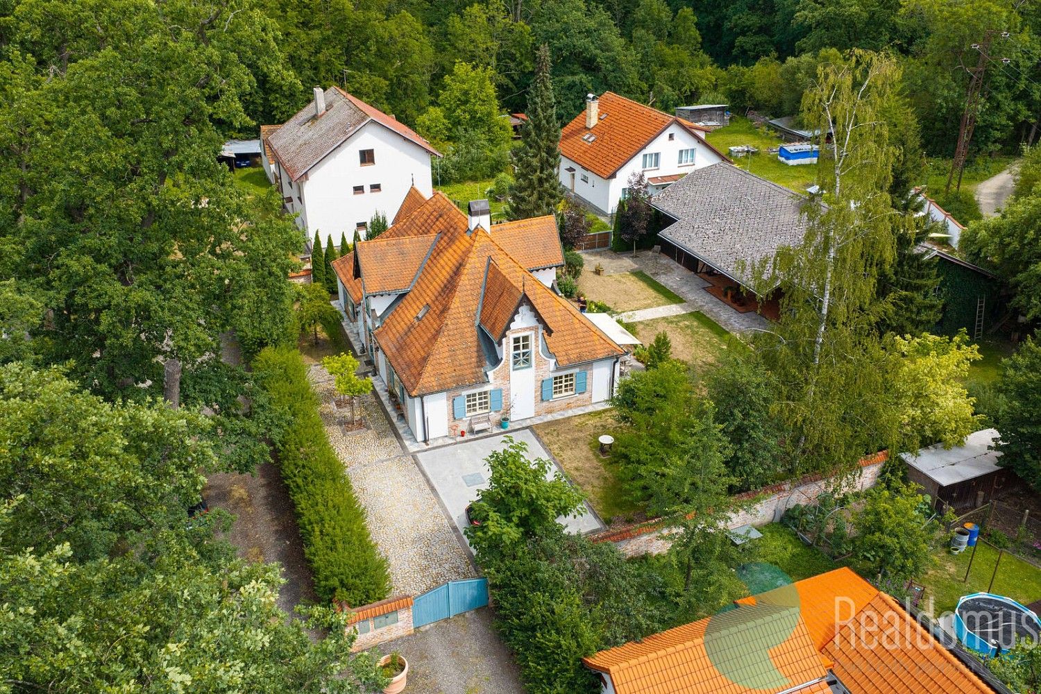 Rodinné domy, Hluboká nad Vltavou, okres České Budějovice, Jihočeský kraj, 360 m² - 1