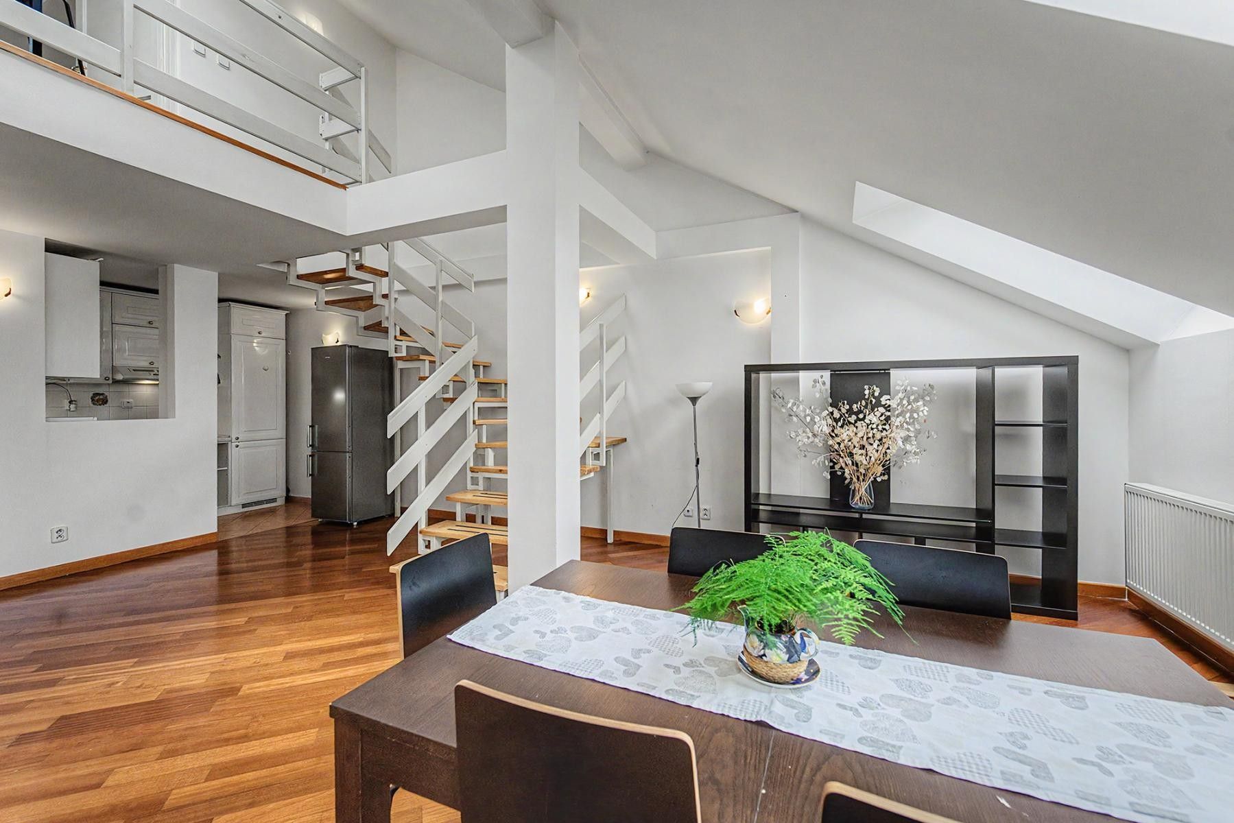Pronájem byt 3+kk - Italská, Praha, 106 m² - 5