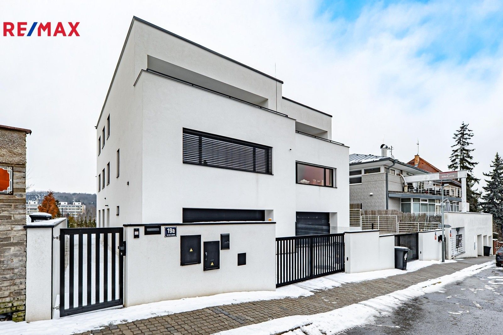 Rodinné domy, Ke Koh-i-nooru 3207, Praha, 283 m²