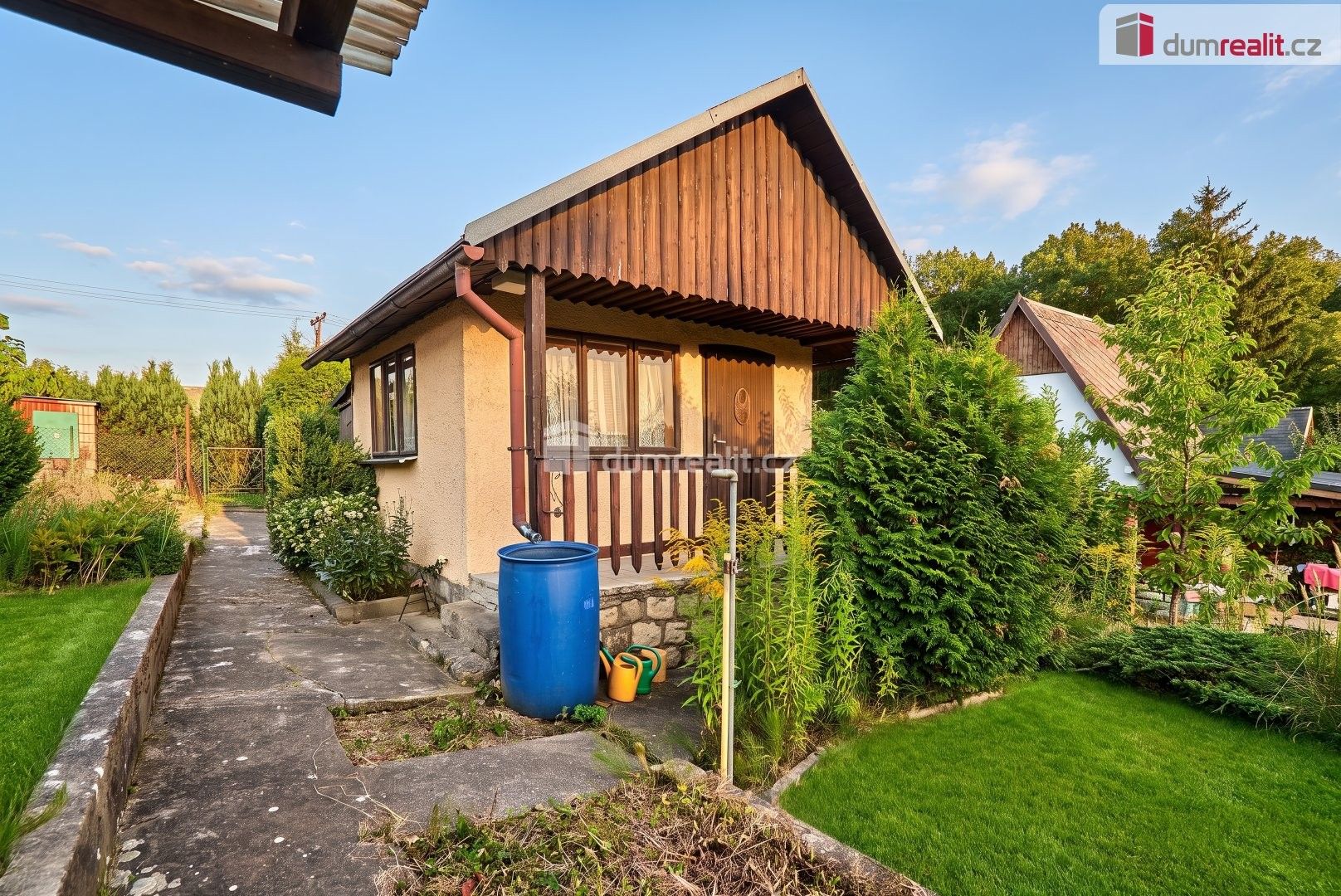 Chaty, Karlovarská, Chodov, 366 m²