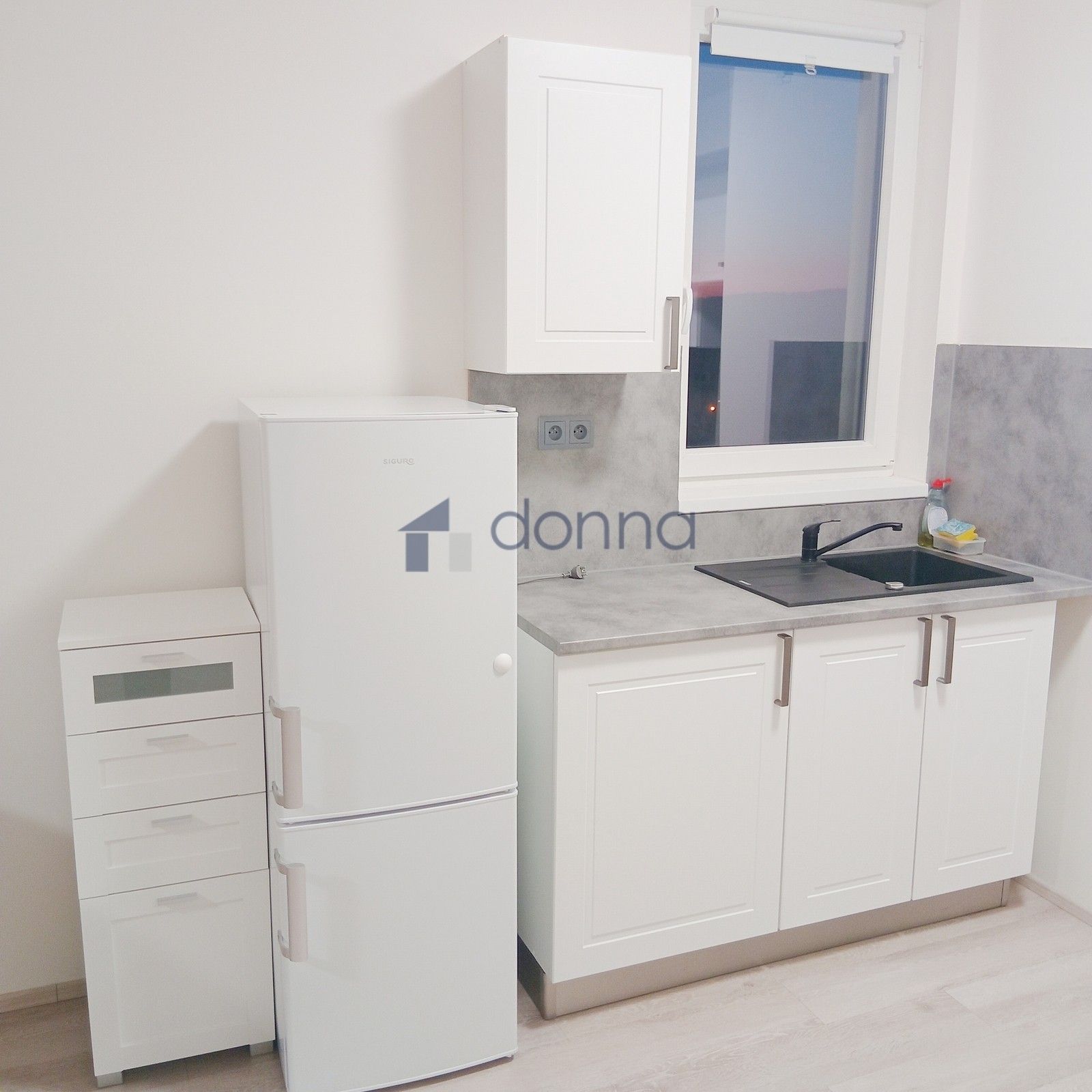 Pronájem byt 2+kk - Pod Harfou, Praha, 54 m²