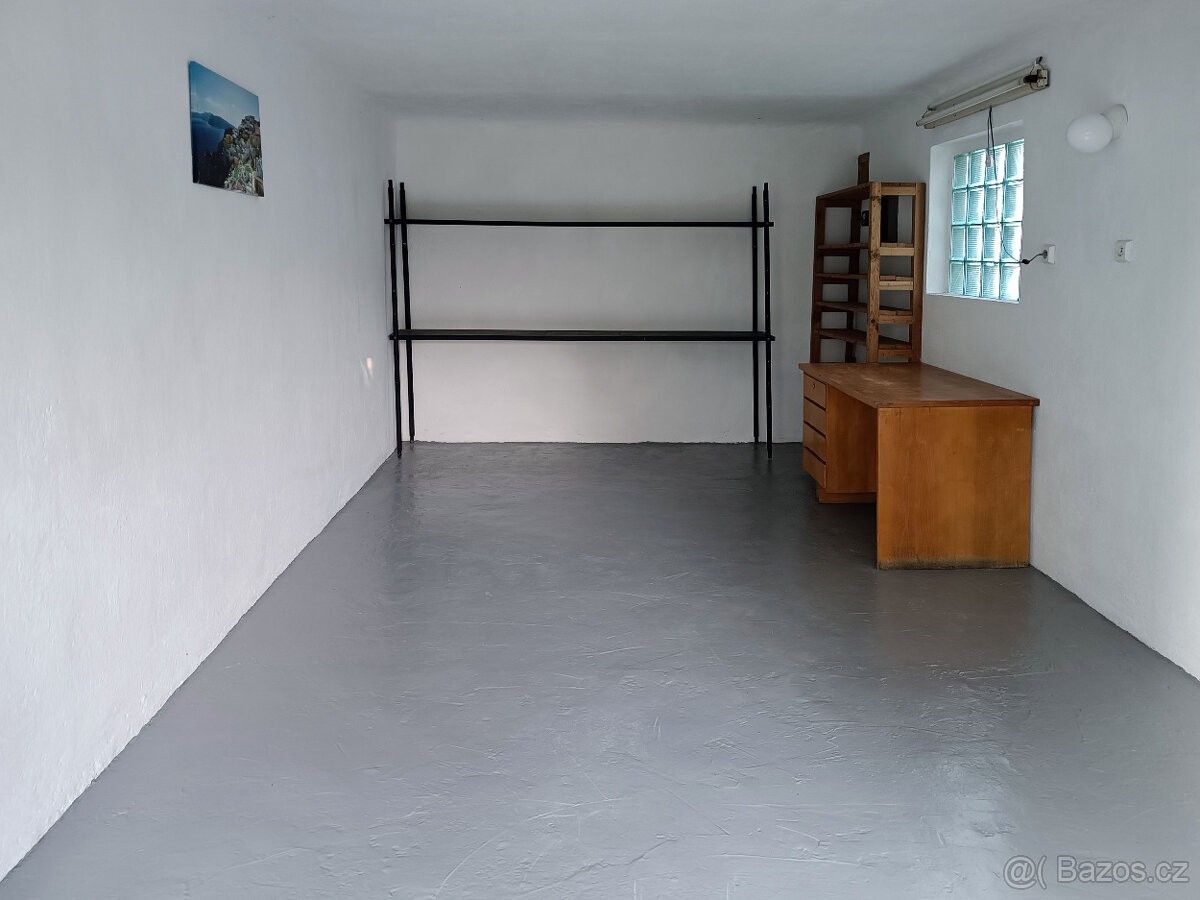 Pronájem garáž - Plzeň, 301 00