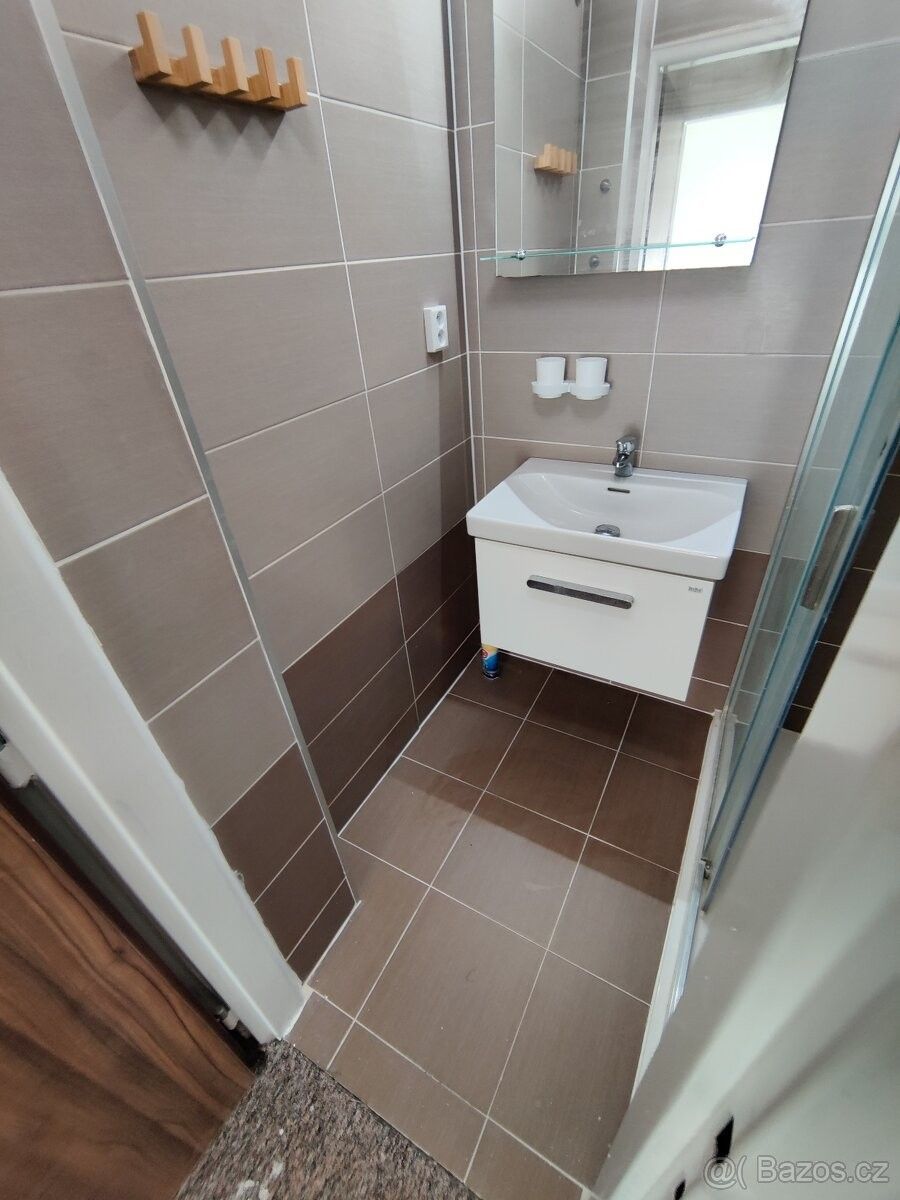 Pronájem byt - Ostrava, 708 00