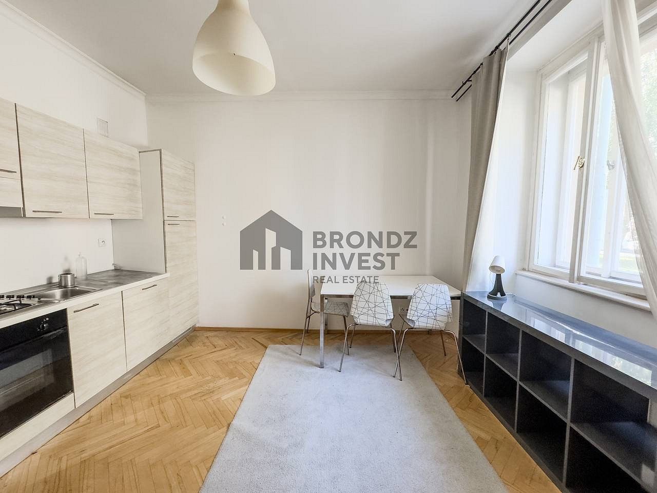 Byt 2+kk · 50 m² · Zelená, Praha 6 - 3