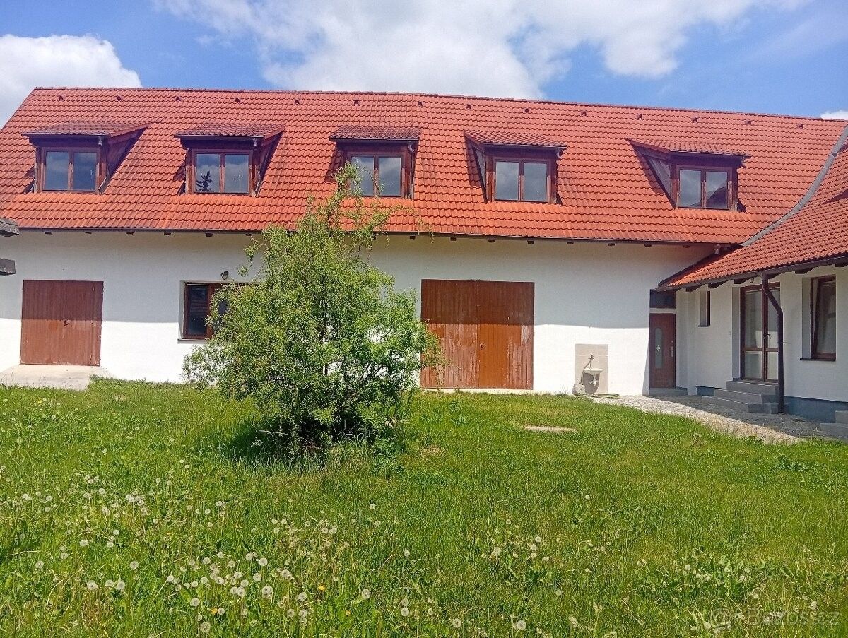 Rodinné domy, Horažďovice, 341 01 - 2