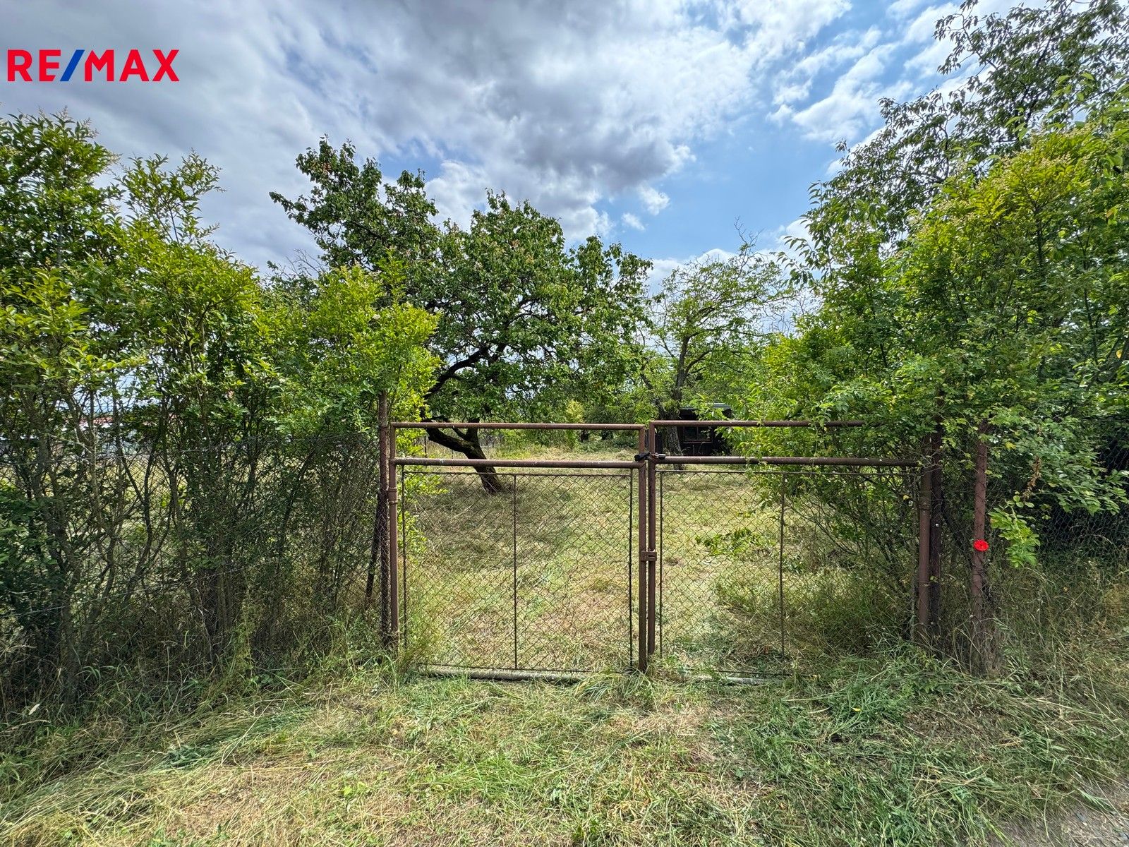 Prodej zahrada - Želešice, 1 m²