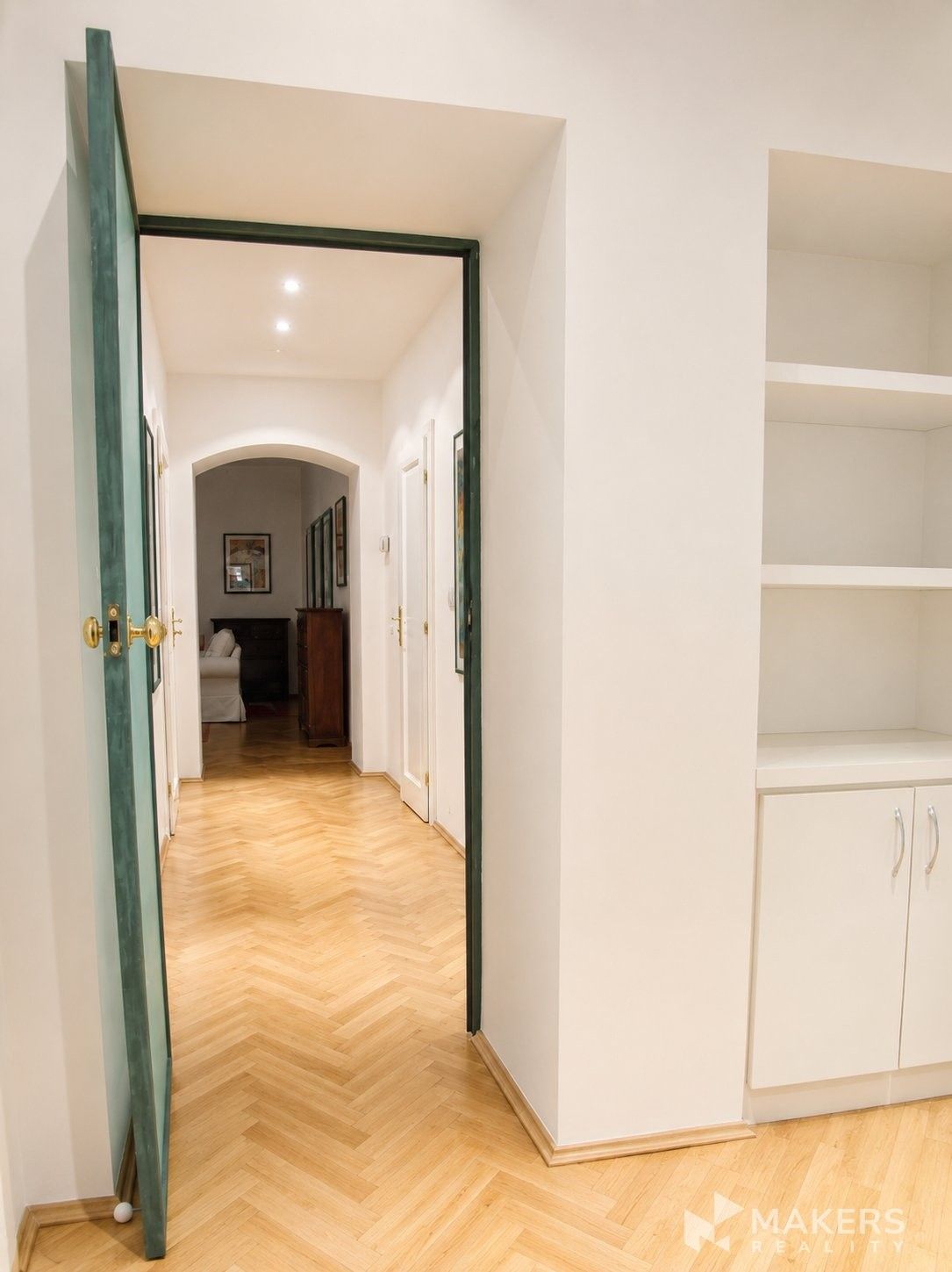 Pronájem byt 3+kk - Odborů, Praha, 81 m² - 5