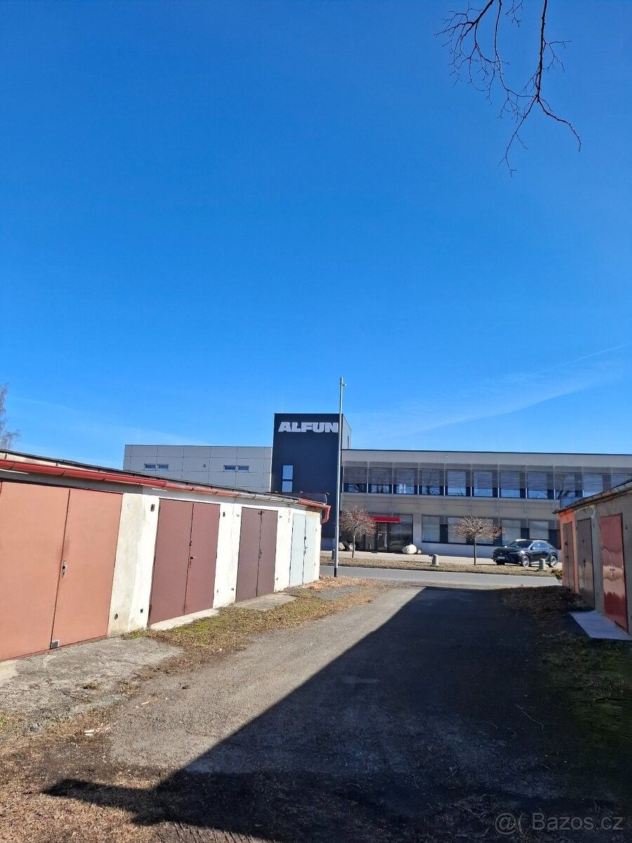 Garáže, Bruntál, 792 01